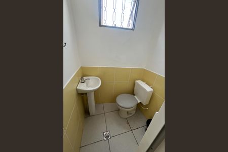 Casa à venda com 310m², 7 quartos e 5 vagasBanheiro 2 anexo