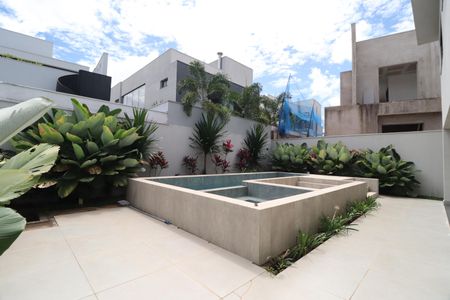 Casa de condomínio para alugar com 312m², 3 quartos e 4 vagasPiscina