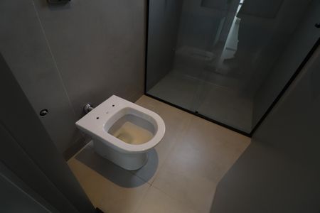 Casa de condomínio para alugar com 312m², 3 quartos e 4 vagasBanheiro Social