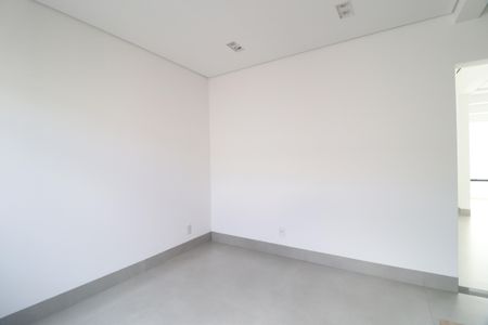 Casa de condomínio para alugar com 312m², 3 quartos e 4 vagasSala de TV