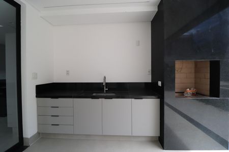 Casa de condomínio para alugar com 312m², 3 quartos e 4 vagasVaranda gourmet