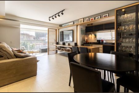 Apartamento à venda com 93m², 2 quartos e 2 vagasFoto 02