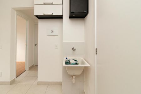 Cozinha e Área de Serviço de apartamento para alugar com 2 quartos, 32m² em Vila Maria, São Paulo