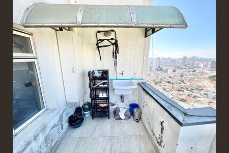 Apartamento à venda com 49m², 2 quartos e 1 vagaVaranda da Sala 2