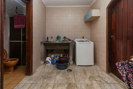 Casa à venda com 286m², 3 quartos e 3 vagas Casa à venda com 286m², 3 quartos e 3 vagasLavanderia