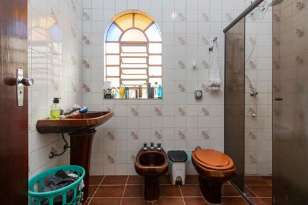 Casa à venda com 286m², 3 quartos e 3 vagas Casa à venda com 286m², 3 quartos e 3 vagasBanheiro