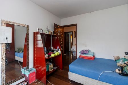 Casa à venda com 286m², 3 quartos e 3 vagas Casa à venda com 286m², 3 quartos e 3 vagasQuarto 2