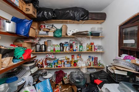 Casa à venda com 286m², 3 quartos e 3 vagas Casa à venda com 286m², 3 quartos e 3 vagasQuarto de Serviço