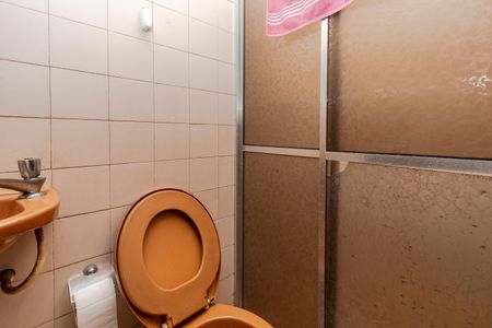 Casa à venda com 286m², 3 quartos e 3 vagas Casa à venda com 286m², 3 quartos e 3 vagasBanheiro de Serviço