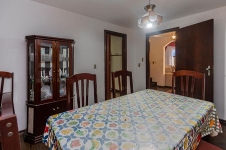 Casa à venda com 286m², 3 quartos e 3 vagas Casa à venda com 286m², 3 quartos e 3 vagasSala de Jantar