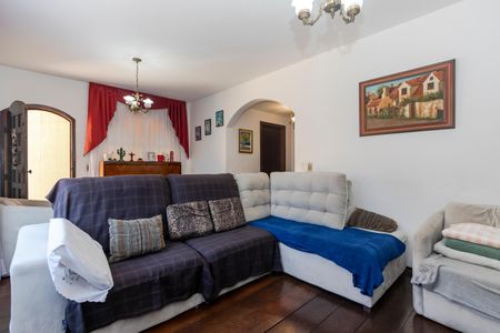 Casa à venda com 286m², 3 quartos e 3 vagas Casa à venda com 286m², 3 quartos e 3 vagasSala