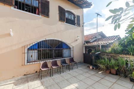 Casa à venda com 286m², 3 quartos e 3 vagas Casa à venda com 286m², 3 quartos e 3 vagasTerraço 2