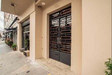 Apartamento à venda com 73m², 1 quarto e sem vagaFrente