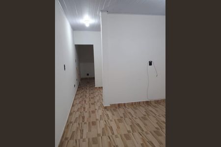 Casa para alugar com 2 quartos, 52m² em Jardim Robru, São Paulo