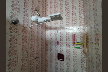 Casa para alugar com 300m², 3 quartos e 6 vagasBanheiro - torneira