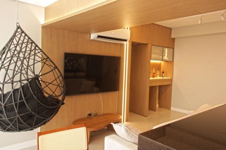 Sala de apartamento para alugar com 2 quartos, 65m² em Ponta da Praia, Santos