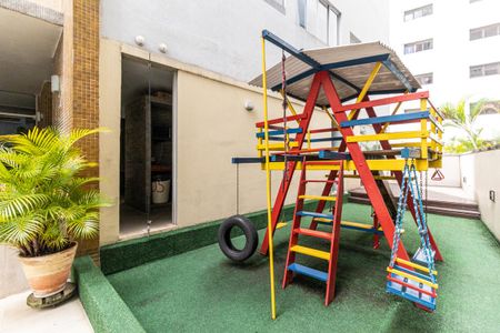 Apartamento à venda com 100m², 2 quartos e 1 vagaPlayground