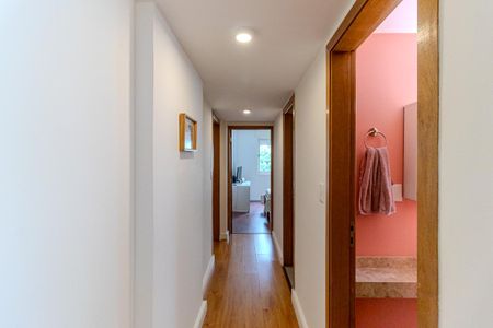 Apartamento à venda com 100m², 2 quartos e 1 vagaCorredor