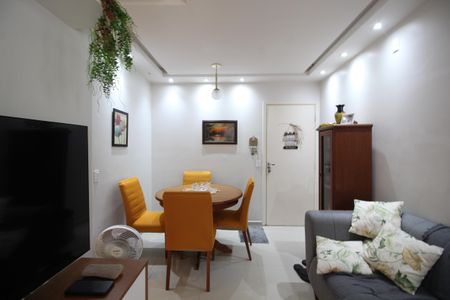 Sala de apartamento à venda com 2 quartos, 49m² em Taquara, Rio de Janeiro