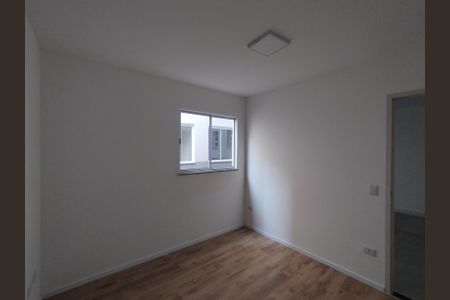 Studio para alugar com 33m², 1 quarto e sem vaga Studio para alugar com 33m², 1 quarto e sem vagaQuarto