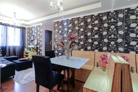 Sala de apartamento para alugar com 2 quartos, 48m² em Vila Bela Flor, Mogi das Cruzes