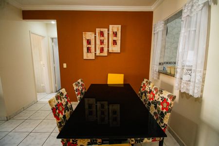 Apartamento para alugar com 80m², 2 quartos e 1 vaga Apartamento para alugar com 80m², 2 quartos e 1 vagaSala