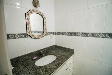 Apartamento para alugar com 80m², 2 quartos e 1 vaga Apartamento para alugar com 80m², 2 quartos e 1 vagaBanheiro da Suíte 1
