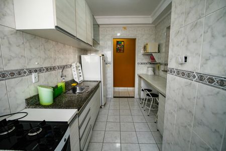 Apartamento para alugar com 80m², 2 quartos e 1 vaga Apartamento para alugar com 80m², 2 quartos e 1 vagaCozinha