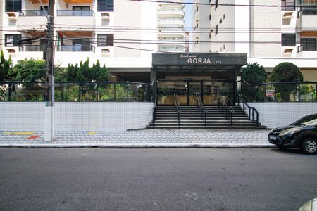 Apartamento para alugar com 80m², 2 quartos e 1 vaga Apartamento para alugar com 80m², 2 quartos e 1 vagaFachada