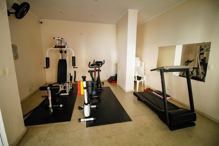 Apartamento para alugar com 80m², 2 quartos e 1 vaga Apartamento para alugar com 80m², 2 quartos e 1 vagaÁrea comum - Academia