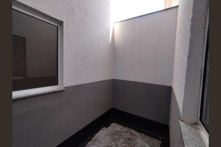 Studio para alugar com 33m², 1 quarto e sem vaga Studio para alugar com 33m², 1 quarto e sem vagaVista da Rua