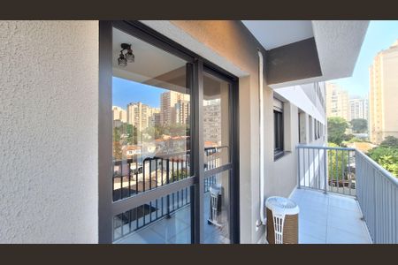 Varanda da sala  de apartamento para alugar com 2 quartos, 46m² em Pompeia, São Paulo