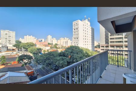 Apartamento para alugar com 46m², 2 quartos e sem vagaVaranda da sala 