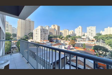 Apartamento para alugar com 46m², 2 quartos e sem vagaVaranda da sala 