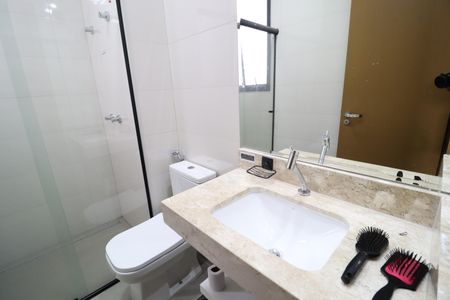 Apartamento para alugar com 115m², 3 quartos e 2 vagasBanheiro do Quarto 1