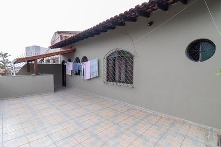 Casa à venda com 399m², 4 quartos e 2 vagasVaranda