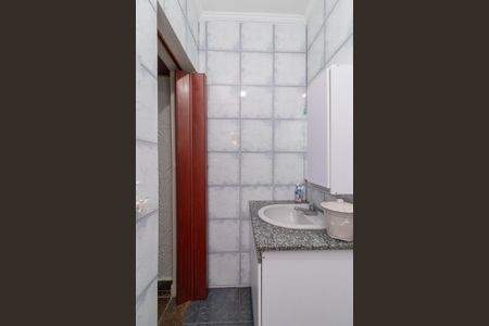 Casa à venda com 399m², 4 quartos e 2 vagasBanheiro do Quarto 2 - Suíte