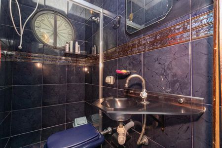 Casa à venda com 399m², 4 quartos e 2 vagasBanheiro 3