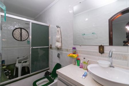 Casa à venda com 399m², 4 quartos e 2 vagasBanheiro do Quarto 1 - Suíte