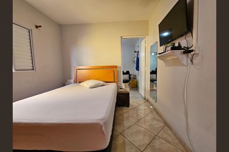 Quarto 2 de casa à venda com 3 quartos, 200m² em Jardim Monte Azul, São Paulo