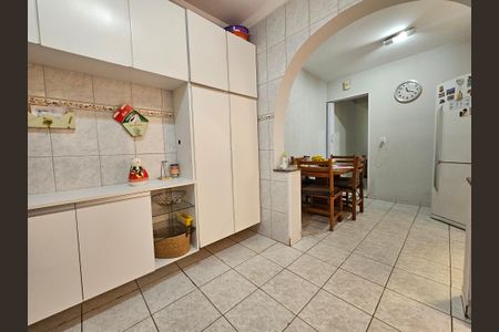 Casa à venda com 200m², 3 quartos e 2 vagasCozinha