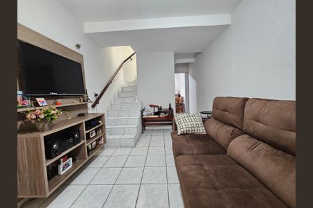 Sala de casa à venda com 3 quartos, 200m² em Jardim Monte Azul, São Paulo