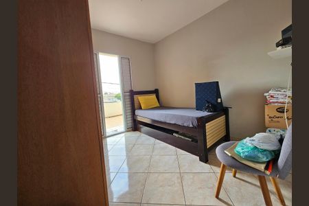Casa à venda com 200m², 3 quartos e 2 vagasQuarto 3