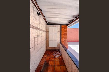 Casa de condomínio à venda com 200m², 3 quartos e 3 vagas Casa de condomínio à venda com 200m², 3 quartos e 3 vagasÁrea de Serviço