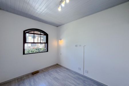 Casa de condomínio à venda com 200m², 3 quartos e 3 vagas Casa de condomínio à venda com 200m², 3 quartos e 3 vagasQuarto 2