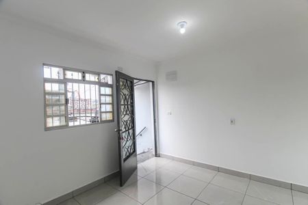 Casa para alugar com 1 quarto, 48m² em Parque Sao Rafael, São Paulo