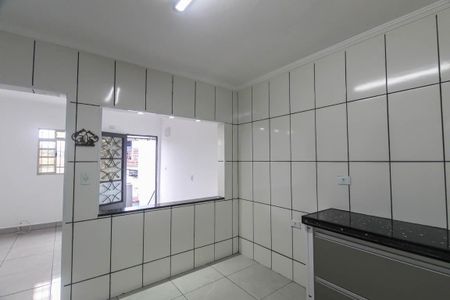 Casa para alugar com 48m², 1 quarto e sem vaga