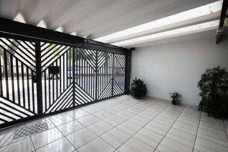 Casa para alugar com 65m², 1 quarto e 1 vaga Casa para alugar com 65m², 1 quarto e 1 vagaGaragem