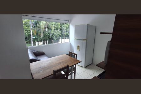 Sala de apartamento para alugar com 1 quarto, 55m² em Campeche Central, Florianópolis