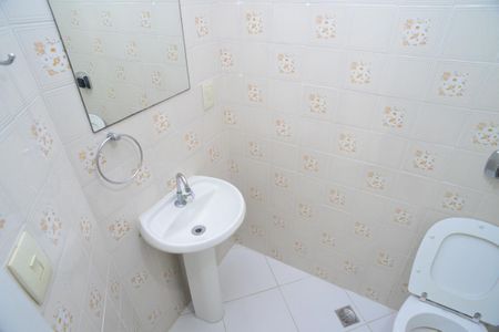 Apartamento para alugar com 85m², 2 quartos e 1 vaga Apartamento para alugar com 85m², 2 quartos e 1 vagaBanheiro Social
